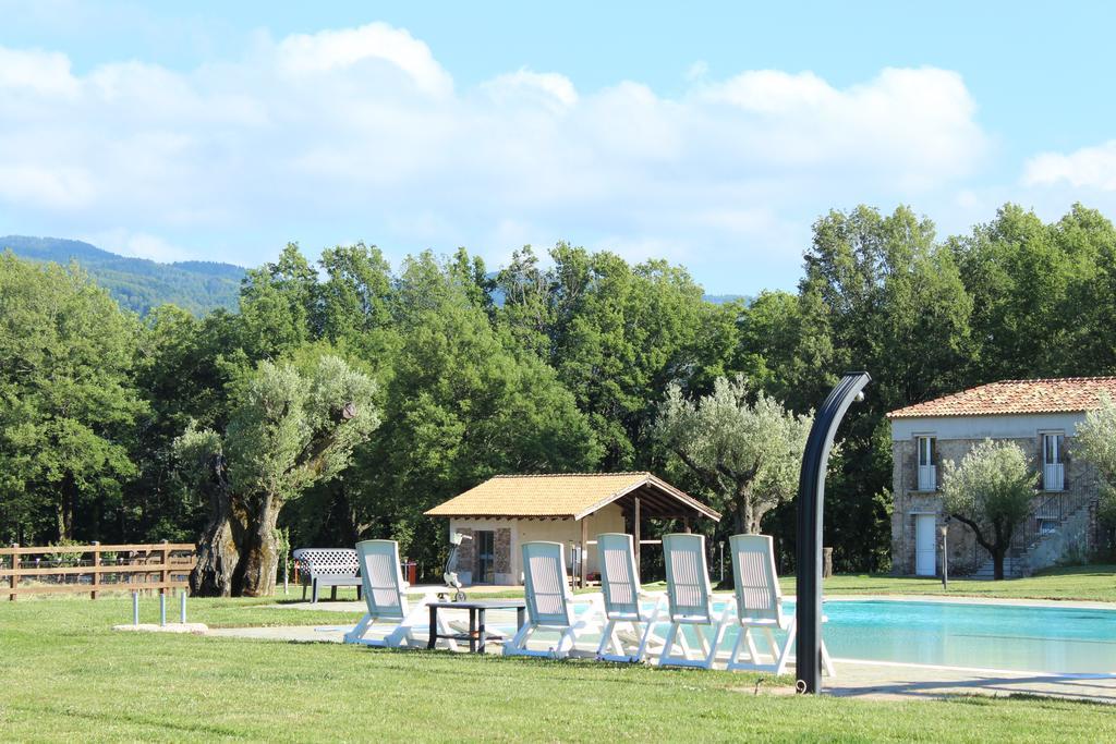 Agriturismo Creta Rossa Torre di Ruggiero Eksteriør bilde